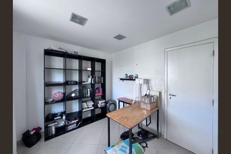 Apartamento à venda com 240m², 3 quartos e 2 vagasQuarto