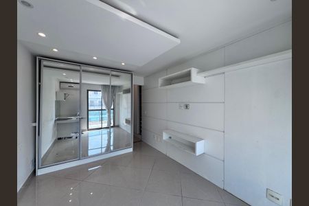 Apartamento à venda com 240m², 3 quartos e 2 vagasSuíte 1