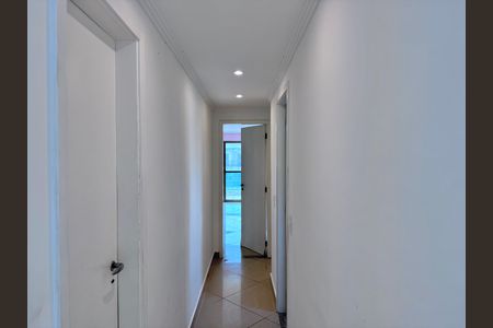 Apartamento à venda com 240m², 3 quartos e 2 vagasCorredor