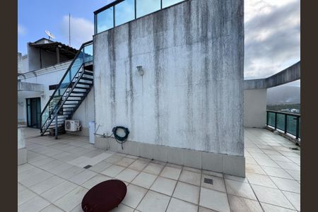 Apartamento à venda com 240m², 3 quartos e 2 vagasVaranda 