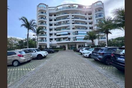 Apartamento à venda com 240m², 3 quartos e 2 vagasFachada