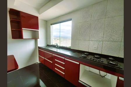 Cozinha de apartamento para alugar com 2 quartos, 120m² em Vale das Amendoeiras, Contagem