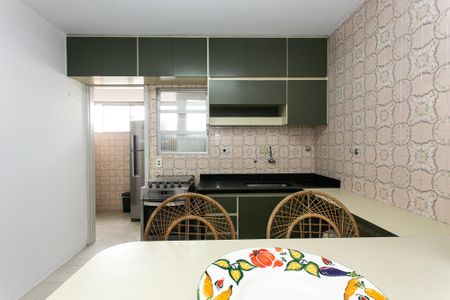 Apartamento para alugar com 80m², 2 quartos e 2 vagasCozinha