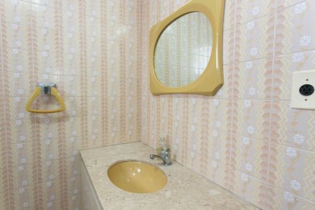 Apartamento para alugar com 80m², 2 quartos e 2 vagasBanheiro