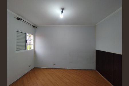 Casa à venda com 212m², 4 quartos e 2 vagasSuíte