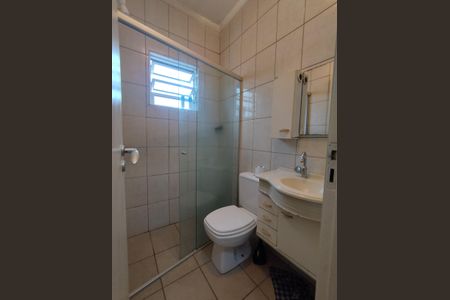 Casa à venda com 212m², 4 quartos e 2 vagasBanheiro Social