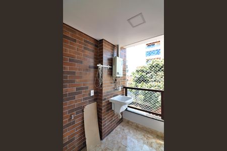 Casa de condomínio à venda com 106m², 3 quartos e 1 vagaÁrea de Serviço