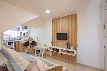 Casa de condomínio à venda com 80m², 2 quartos e 2 vagasSala