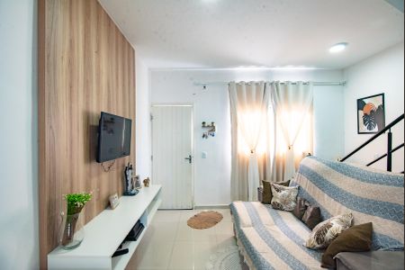 Sala de casa de condomínio à venda com 2 quartos, 80m² em Jardim Amoreiras, Campinas