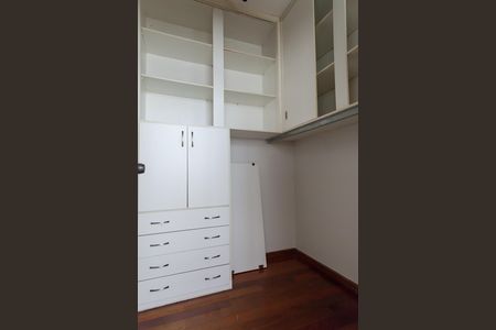 Apartamento para alugar com 95m², 3 quartos e 2 vagasQuarto de Serviço