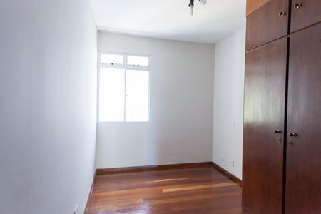 Apartamento para alugar com 95m², 3 quartos e 2 vagasQuarto 2
