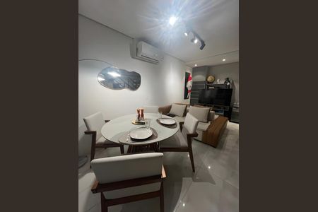 Apartamento para alugar com 55m², 1 quarto e 1 vaga Apartamento para alugar com 55m², 1 quarto e 1 vagaSala de Jantar