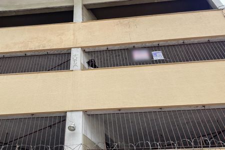 Apartamento à venda com 60m², 1 quarto e 1 vagaPlaquinha