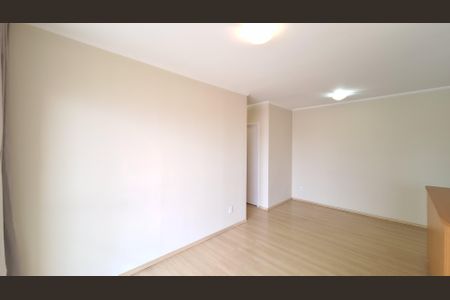 Apartamento para alugar com 65m², 2 quartos e 1 vagaSala
