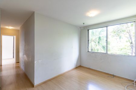 Apartamento para alugar com 3 quartos, 65m² em Jardim Santa Efigenia, São Paulo