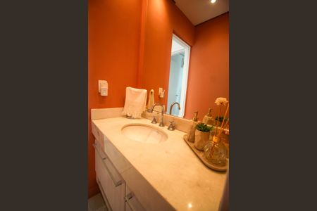 Apartamento à venda com 250m², 4 quartos e 4 vagasLavabo 1