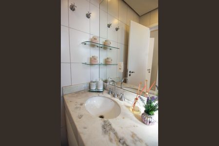 Apartamento à venda com 250m², 4 quartos e 4 vagasBanheiro da Suíte 4