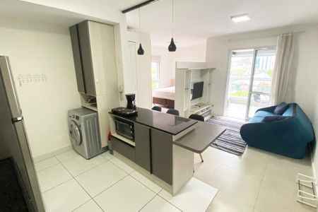 Sala de kitnet/studio para alugar com 1 quarto, 45m² em Pinheiros, São Paulo