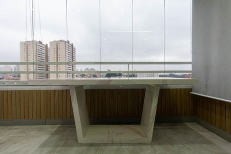 Apartamento para alugar com 47m², 1 quarto e 1 vaga Apartamento para alugar com 47m², 1 quarto e 1 vagaVaranda