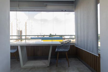 Apartamento para alugar com 47m², 1 quarto e 1 vagaVaranda
