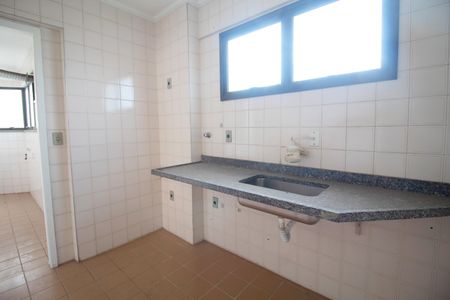 Apartamento à venda com 86m², 3 quartos e 2 vagasCozinha