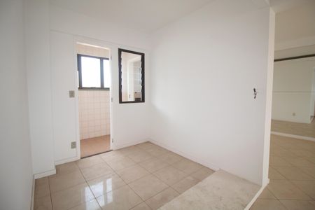 Apartamento à venda com 86m², 3 quartos e 2 vagasQuarto 2