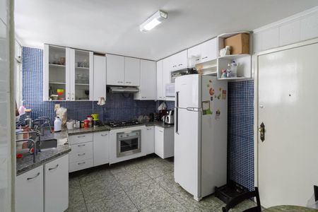 Apartamento à venda com 155m², 4 quartos e 1 vagaCozinha