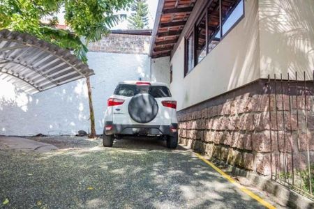 Garagem de apartamento para alugar com 2 quartos, 58m² em Medianeira, Porto Alegre