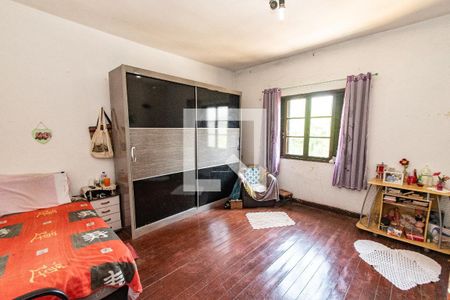 Casa à venda com 176m², 4 quartos e 2 vagas