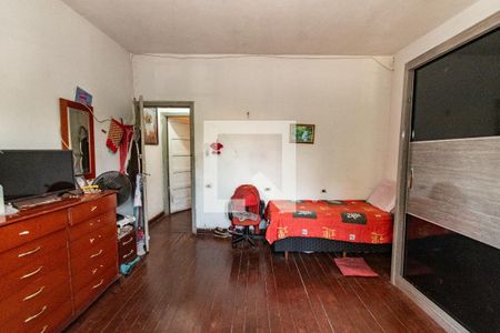 Casa à venda com 176m², 4 quartos e 2 vagas