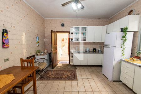 Casa à venda com 176m², 4 quartos e 2 vagas