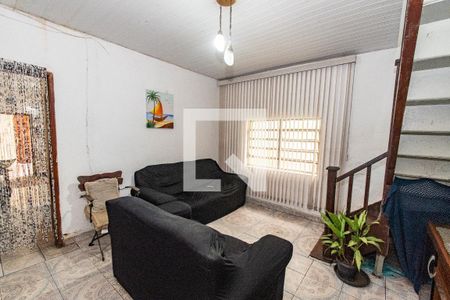 Casa à venda com 176m², 4 quartos e 2 vagas