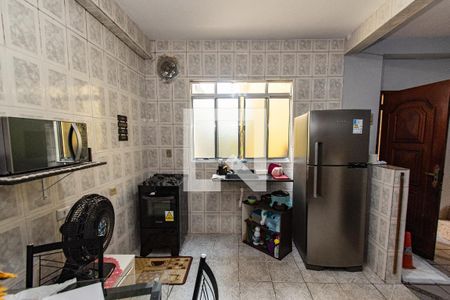 Casa à venda com 176m², 4 quartos e 2 vagas
