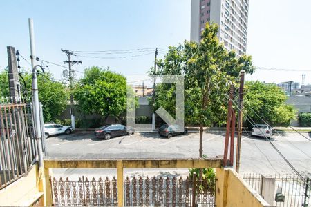 Casa à venda com 176m², 4 quartos e 2 vagas