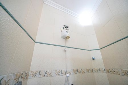 Casa à venda com 366m², 5 quartos e 2 vagasBanheiro de serviço