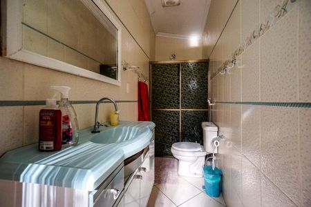 Casa à venda com 366m², 5 quartos e 2 vagasBanheiro de serviço