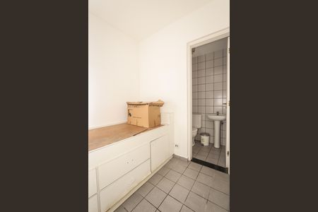 Apartamento para alugar com 212m², 4 quartos e 4 vagas Apartamento para alugar com 212m², 4 quartos e 4 vagasQuarto de Serviço