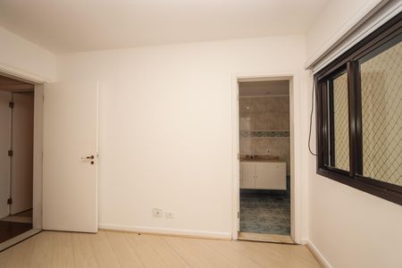 Apartamento para alugar com 212m², 4 quartos e 4 vagas Apartamento para alugar com 212m², 4 quartos e 4 vagasSuíte 2