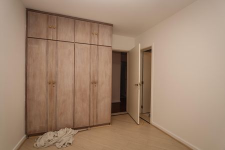 Apartamento para alugar com 212m², 4 quartos e 4 vagas Apartamento para alugar com 212m², 4 quartos e 4 vagasSuíte 3