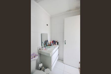 Apartamento à venda com 86m², 2 quartos e 2 vagas Apartamento à venda com 86m², 2 quartos e 2 vagasBanheiro da Suíte