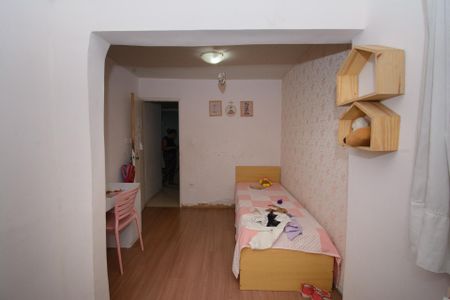 Casa à venda com 200m², 4 quartos e 3 vagas Casa à venda com 200m², 4 quartos e 3 vagasCasa 1 - Quarto 2