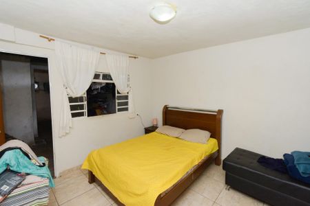 Casa à venda com 200m², 4 quartos e 3 vagas Casa à venda com 200m², 4 quartos e 3 vagasCasa 2 - Quarto 1