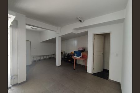 Casa à venda com 311m², 4 quartos e 4 vagasGaragem