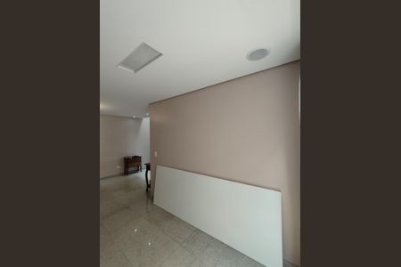 Casa à venda com 311m², 4 quartos e 4 vagasSala