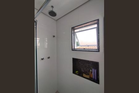 Casa à venda com 311m², 4 quartos e 4 vagasChuveiro a gás