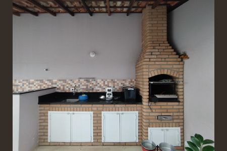 Casa à venda com 311m², 4 quartos e 4 vagasChurrasqueira