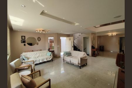 Sala de casa à venda com 4 quartos, 311m² em Vila da Saúde, São Paulo