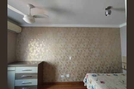 Casa à venda com 311m², 4 quartos e 4 vagasSuíte 3