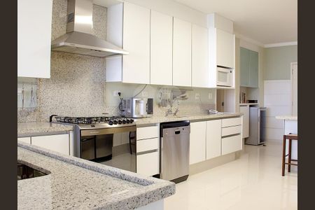 Apartamento à venda com 3 quartos, 296m² em Santo Amaro, São Paulo