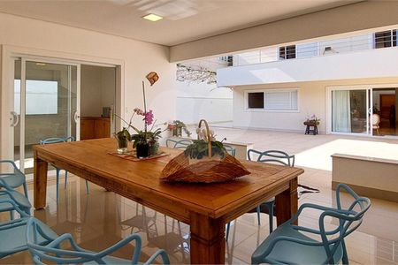 Casa à venda com 4 quartos, 483m² em Mont Blanc Résidence, Campinas